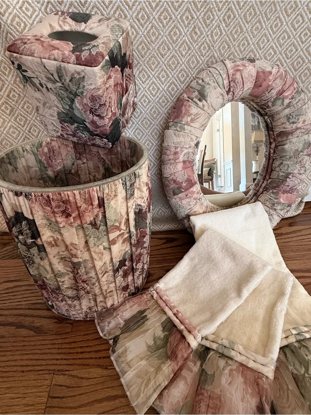 6 pc Floral Upholstered Crossaill Bath Set in Dusty Rose , Coral, Taupe & Sage